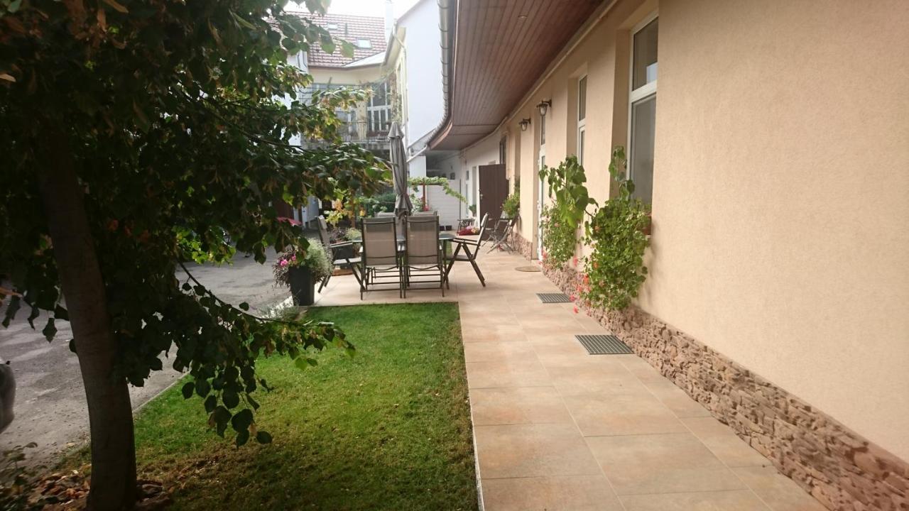 Nobilis Apartman Eger Exteriér fotografie